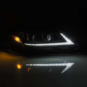 Toyota Sienna Headlights - AlphaRex - PRO-Series Proj Plank Style w/Seq Signal/DRL - Black - `11-`21