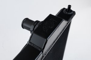 Mitsubishi Evolution Radiator - CSF - Full-Slim Radiator w/12in Fan & Shroud, B-Tube Technology - Black - `96-`07