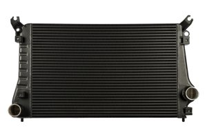 GMC Sierra HD Intercooler - CSF - Heavy Duty Bar & Plate Construction, All-Aluminum Cast End Tanks, Thermal Rejection Powder-Coating - `11-`12