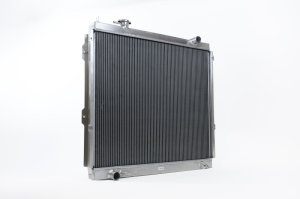 Toyota Tacoma Radiator - CSF - Heavy Duty All-Aluminum featuring Exclusive B-Tube Technology with built-in 5 Plate Transmission Oil Cooler - Smooth Satin - `95-`04