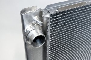 BMW M5 Radiator - CSF - Aluminum High-Performance, 2-Row 42mm Core, B-Tube Technology - Satin Finish - `06-`10