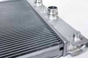 BMW M5 Radiator - CSF - Aluminum High-Performance, 2-Row 42mm Core, B-Tube Technology - Satin Finish - `06-`10
