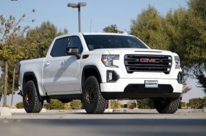 GMC Sierra 1500 Suspension Lift Kit - Cognito - 3 Inch Standard Leveling - Semi-gloss black - `19-`24