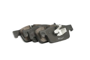 Volvo S60 Brake Pads - Front - DBA - Street Series - `19-`22
