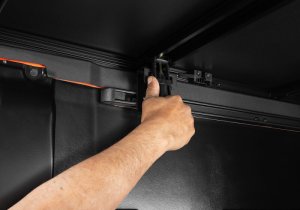 Toyota Tacoma Tonneau Cover - Extang - Trifecta E-Series - `24-`25