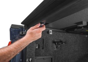 GMC Canyon Tonneau Cover - Extang - Endure ALX - Matte Black - `23-`26