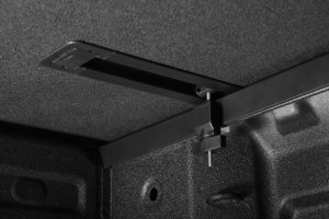 GMC Canyon Tonneau Cover - Extang - Solid Fold ALX - Black Textured - `15-`22