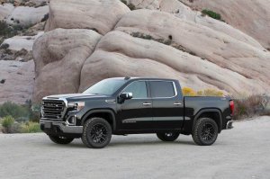 GMC C1500 Suspension Lift Kit - Front - Fabtech - Leveling System 2in - `07-`21 GMC C1500 Suspension Lift Kit - Front - Fabtech - Leveling System 2in - `07-`21