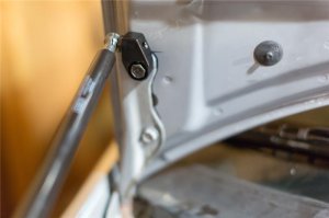 Subaru Impreza Hood Struts - GrimmSpeed - `02-`07