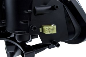 BMW 7 Series Xenon Headlight - Left - Hella - Bi-Xenon with Dynamic Cornering Lamp - Clear - 2005 BMW 7 Series Xenon Headlight - Left - Hella - Bi-Xenon with Dynamic Cornering Lamp - Clear - 2005