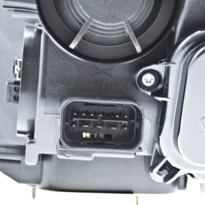 BMW 325i Headlight Assembly - Hella - Bi-Xenon - `09-`11