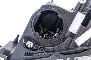 BMW 320i xDrive Headlight Assembly - Front - Hella - Halogen - `13-`14