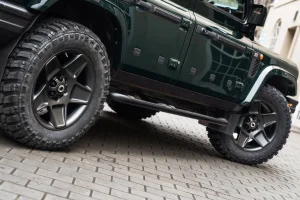 Ineos Grenadier Compete Styling Package - Series 1 w/ Mondail Retro RS-Forged Light Alloy Wheel - Satin Black