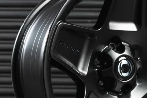 Ineos Grenadier Compete Styling Package - Series 1 w/ Mondail Retro RS-Forged Light Alloy Wheel - Satin Black