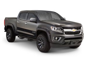 Chevrolet Colorado Step Nerf Bars - LUND - Terrain HX Step - Black - `15-`17