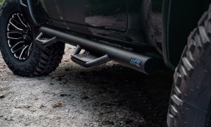 Chevrolet Colorado Step Nerf Bars - LUND - Terrain HX Step - Black - `15-`17