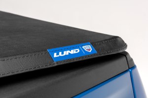 Ford F-250 Super Duty Tonneau Cover - LUND - Genesis Tri-Fold - Black - `99-`17