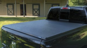 Ford F-150 Tonneau Cover - LUND - Genesis Tri-Fold - Black - `04-`14