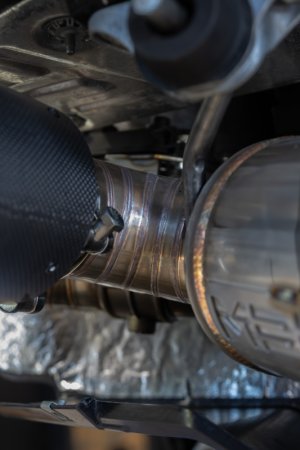 Chevrolet Corvette Performance Exhaust - Quad Split Rear Exit - MBRP - Armor Pro Cat Back, 3 in., 304 Stainless Steel, Active, AFM Sims - Carbon Fiber - `20-`24