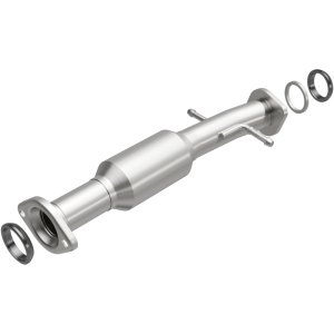 Lexus RX350 Catalytic Converter - Magnaflow - OEM Grade Direct-Fit - `10-`15