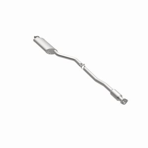 Kia Sorento Catalytic Converter - UnderBody - Magnaflow - OEM Grade Federal/EPA Compliant - `16-`20