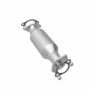 Kia Forte Catalytic Converter - Magnaflow - OEM Grade Federal EPA Compliant Direct-Fit - `10-`13