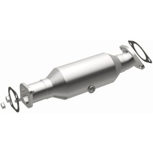Kia Forte Catalytic Converter - Magnaflow - OEM Grade Federal EPA Compliant Direct-Fit - `10-`13