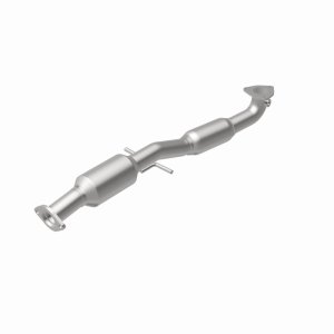 Buick LaCrosse Catalytic Converter - Magnaflow - OEM Grade Direct-Fit - `10-`16