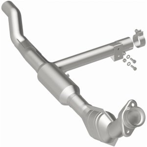 Ford F-150 XL/XLT Catalytic Converter - Magnaflow - OEM Grade / EPA Compliant Direct-Fit - `01-`03