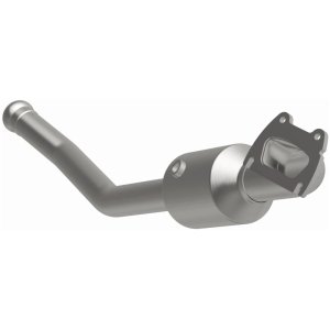 Dodge Durango Catalytic Converter - Magnaflow - OEM Grade / EPA Compliant Direct-Fit - `13-`19