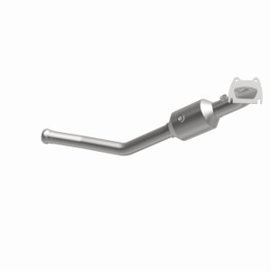 Dodge Durango Catalytic Converter - Magnaflow - OEM Grade / EPA Compliant Direct-Fit - `13-`19