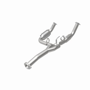 Chevrolet Silverado 2500HD Catalytic Converter - Magnaflow - Direct-Fit - `11-`19