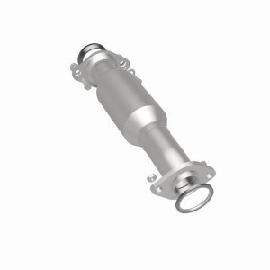 Mazda 6 Catalytic Converter - Underbody - Magnaflow - OEM Grade Direct-Fit - `06-`07