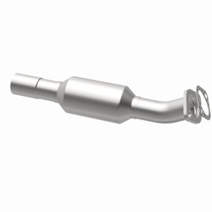 Nissan Sentra Catalytic Converter - Magnaflow - OEM Grade Direct-Fit - `07-`12