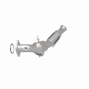Ford Focus Catalytic Converter - Underbody - Magnaflow - Direct-Fit - `16-`18