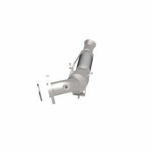 Ford Focus Catalytic Converter - Underbody - Magnaflow - Direct-Fit - `16-`18