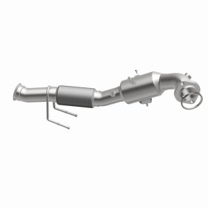 Ford Focus Catalytic Converter - Underbody - Magnaflow - Direct-Fit - `16-`18