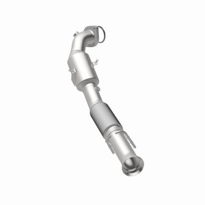 Ford Focus Catalytic Converter - Underbody - Magnaflow - Direct-Fit - `16-`18