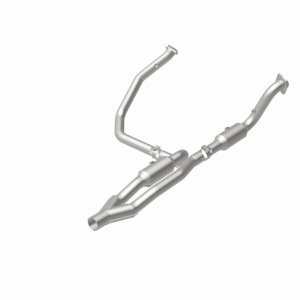 Ram 1500 Catalytic Converter - Underbody - Magnaflow - OEM Grade Direct-Fit - 2012