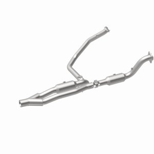 Ram 1500 Catalytic Converter - Underbody - Magnaflow - OEM Grade Direct-Fit - 2012