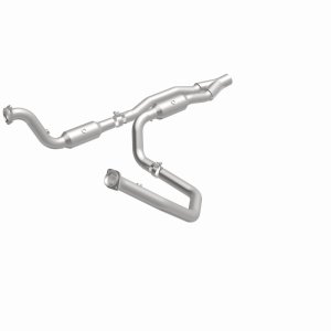Ram 1500 Catalytic Converter - Underbody - Magnaflow - OEM Grade Direct-Fit - 2012