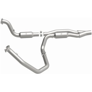 Ram 1500 Catalytic Converter - Underbody - Magnaflow - OEM Grade Direct-Fit - 2012