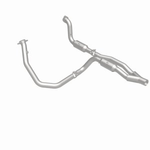 Ram 2500 Catalytic Converter - Underbody - Magnaflow - OEM Grade Direct-Fit - `12-`18