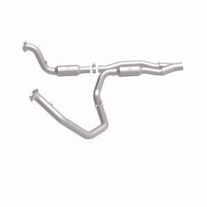 Ram 2500 Catalytic Converter - Underbody - Magnaflow - OEM Grade Direct-Fit - `12-`18