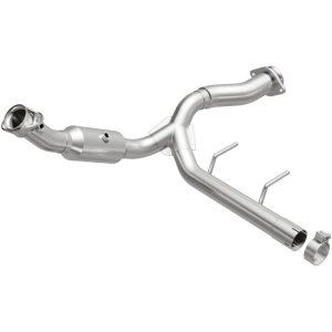 Ford F-150 Catalytic Converter - Right Side - Magnaflow - OEM Grade Direct-Fit - `15-`20