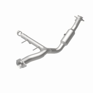 Ford F-150 Catalytic Converter - Right Side - Magnaflow - OEM Grade Direct-Fit - `15-`20