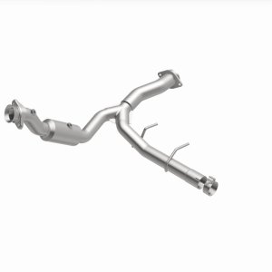 Ford Expedition Catalytic Converter - Underbody - Magnaflow - Direct Fit - `15-`17