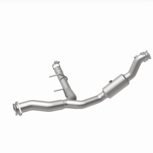 Ford Expedition Catalytic Converter - Underbody - Magnaflow - Direct Fit - `15-`17