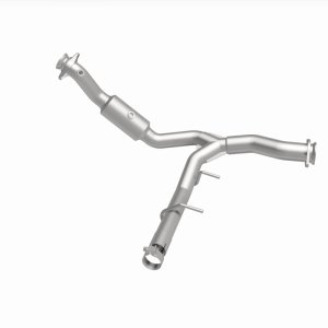 Lincoln Navigator Catalytic Converter - Underbody - Magnaflow - Direct Fit - `15-`17
