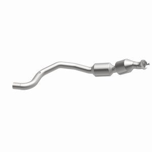 Land Rover Range Rover Catalytic Converter - Underbody - Magnaflow - OEM Grade Direct-Fit, EPA/Federal Compliant - `13-`20